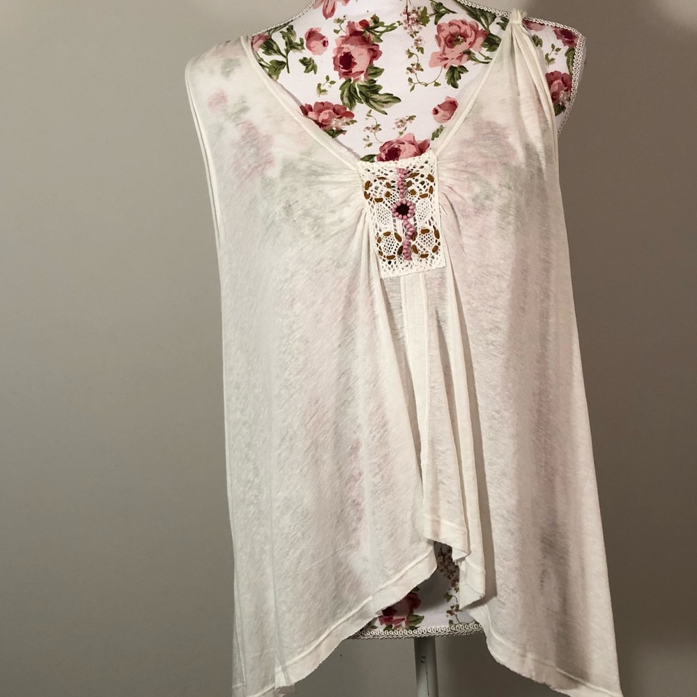 NWT Free People Women’s Vibes Top w Embellishments - Picture 8 of 8